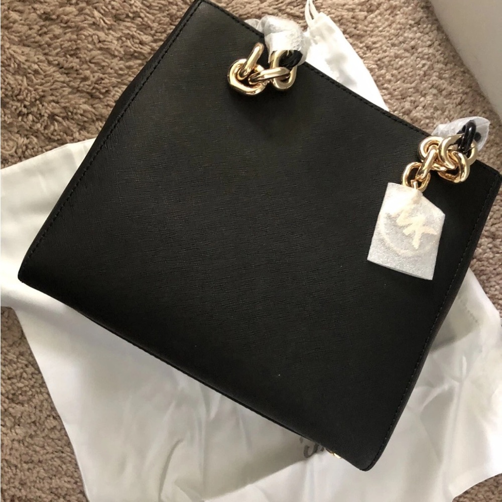 NWT Michael Kors Cynthia Small Saffiano Leather Satchel Bag $278 Black